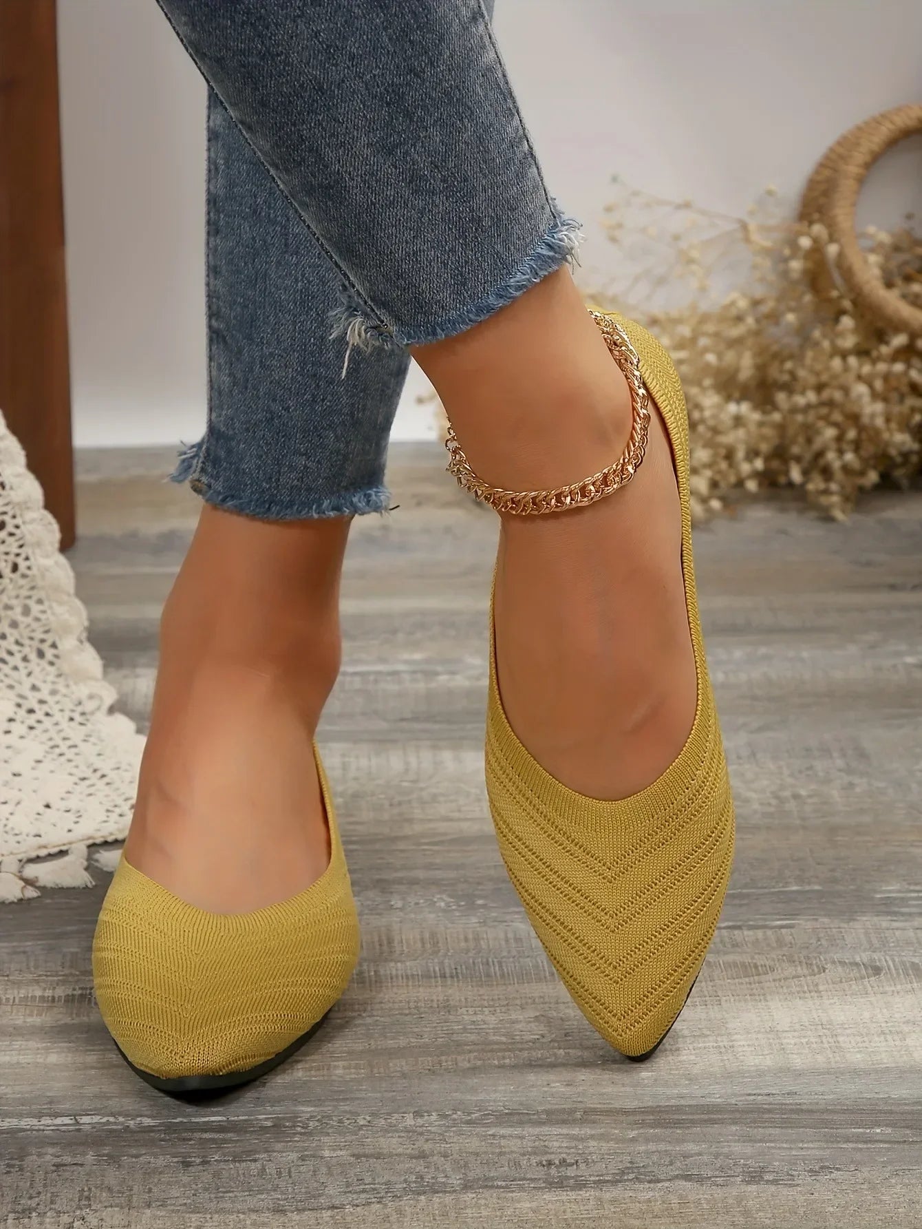 Pointed Toe  Knitted Breathable Ballet Flats